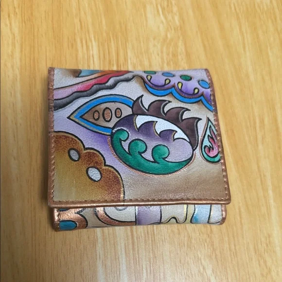 HANDPAINTED ABSTRACT WALLET 🎨 - Picture 7 of 17